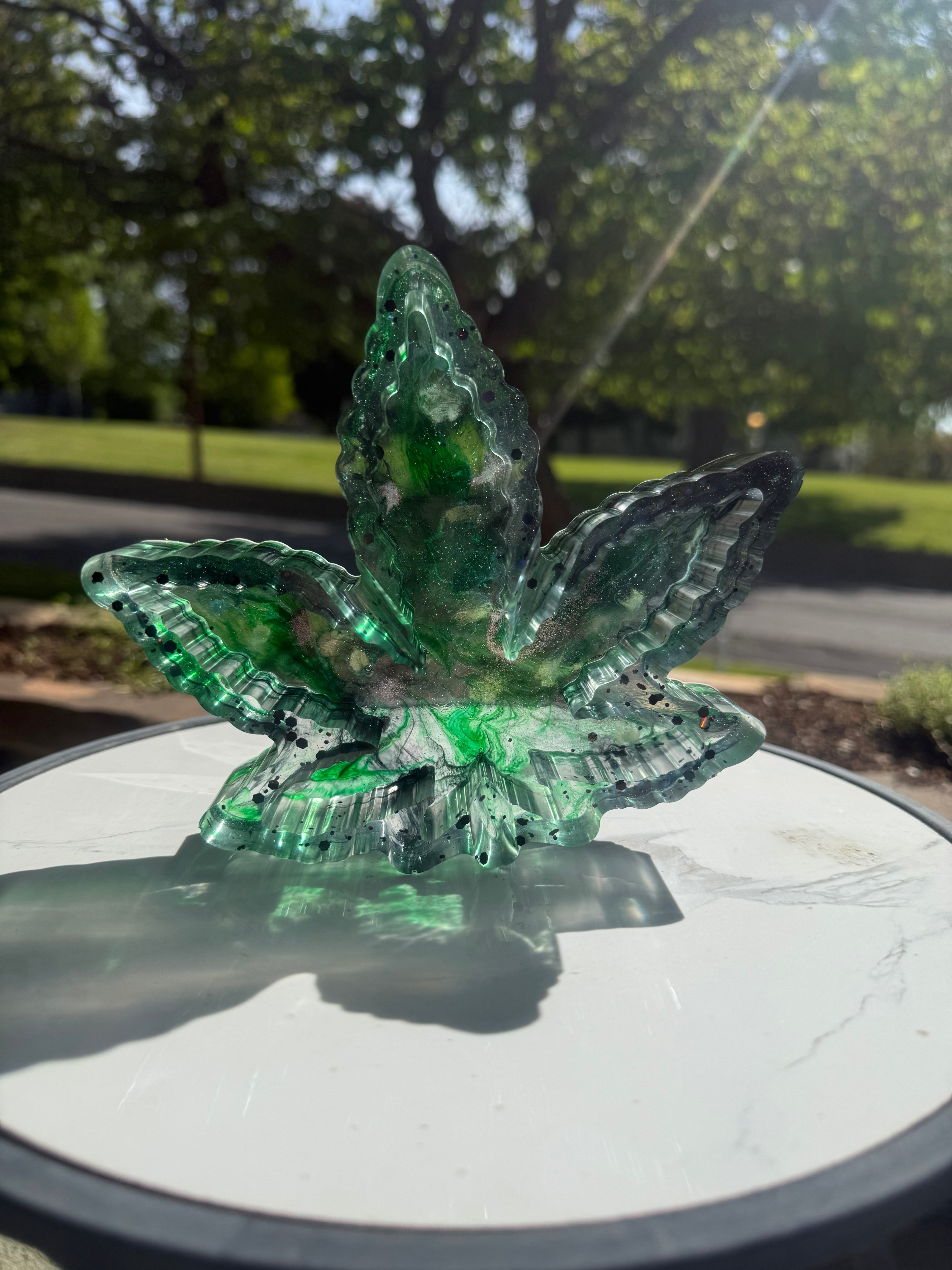 "The Halflings' Leaf" Trinket Tray